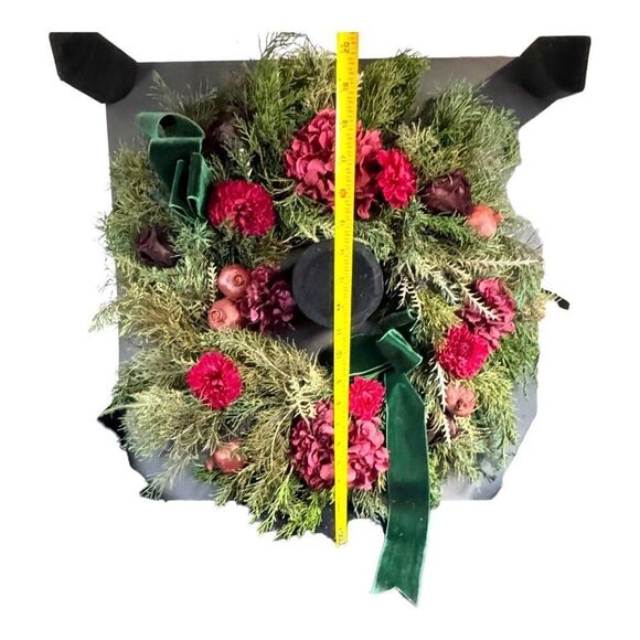 Venus Et Fleur Roses Forever Floral Wreath 18" Red & Green Everlasting Decor - Picture 5 of 7